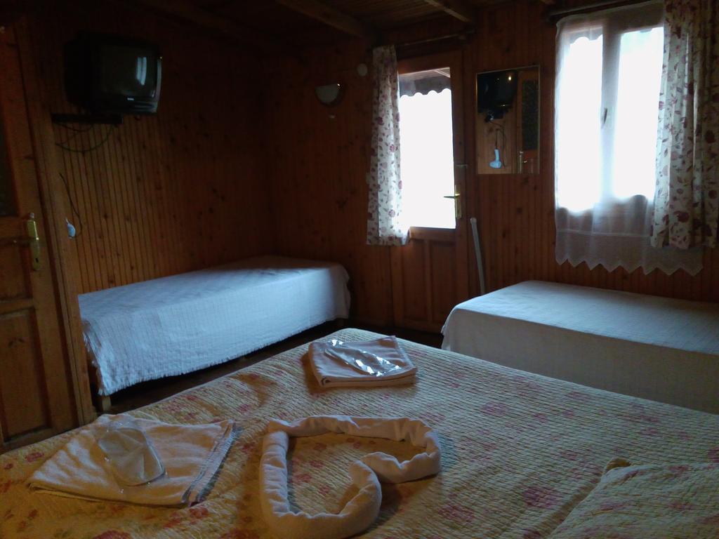Ekoland Hotel อักวา ภายนอก รูปภาพ
